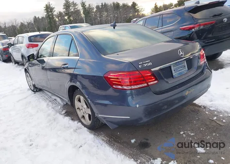 2014 Mercedes-Benz E 350 4Matic z USA, uszkodzony, nr VIN WDDHF8JB6EB063640